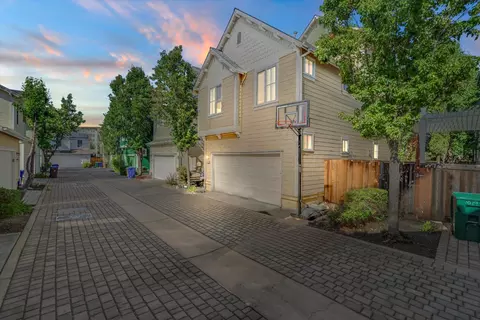 Exterior - 1045 Sanderling Dr, Hercules, CA 94547 photo 12 of 12