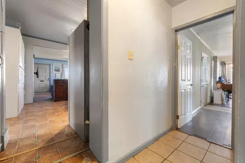 Entry Way - 3336 Riverside Dr, Riverbank, CA 95367 photo 6 of 6