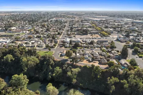 View/Area - 3336 Riverside Dr, Riverbank, CA 95367 photo 10 of 11