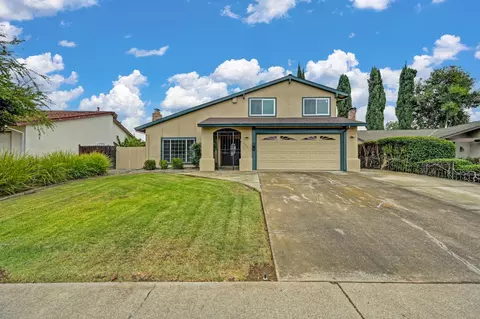 2759 Bradshaw Rd, Sacramento, CA 95827