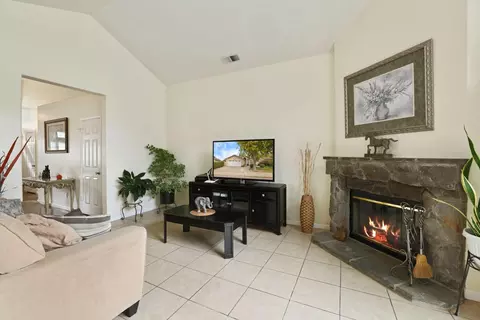 Living - 1885 Foxwood Dr, Tracy, CA 95376 photo 1 of 1