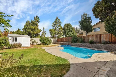 Exterior - 1885 Foxwood Dr, Tracy, CA 95376 photo 8 of 8