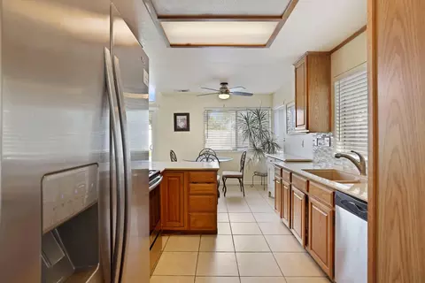 Kitchen - 1885 Foxwood Dr, Tracy, CA 95376 photo 1 of 2