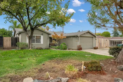 Exterior - 6207 Sylvester Way, Carmichael, CA 95608 photo 3 of 11