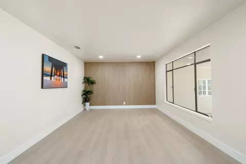 Living - 1429 Brannon Ave, Modesto, CA 95350 photo 3 of 8