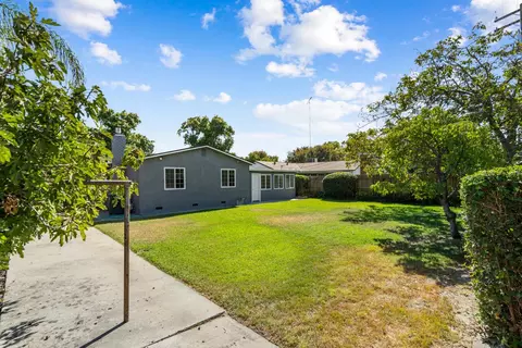 Exterior - 1429 Brannon Ave, Modesto, CA 95350 photo 9 of 13