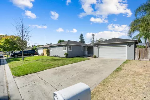 Exterior - 1429 Brannon Ave, Modesto, CA 95350 photo 4 of 13