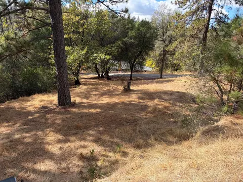 860 Poverty Hill Dr, Placerville, CA 95667 photo 5