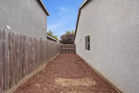 Exterior - 2337 Malaspina, Merced, CA 95340 photo 3 of 4