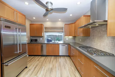 Kitchen - 3547 Wycliffe Dr, Modesto, CA 95355 photo 3 of 7