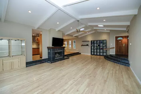 Living - 3547 Wycliffe Dr, Modesto, CA 95355 photo 4 of 9