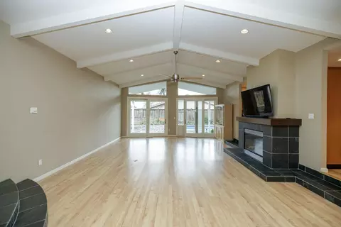 Living - 3547 Wycliffe Dr, Modesto, CA 95355 photo 1 of 9
