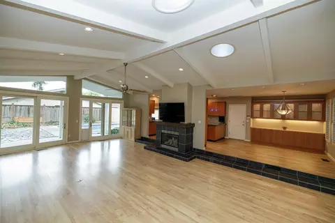 Living - 3547 Wycliffe Dr, Modesto, CA 95355 photo 2 of 9