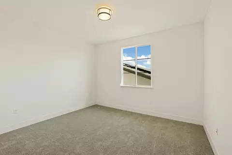 Bedroom - 2178 Appalachian Ave, Manteca, CA 95337 photo 8 of 8