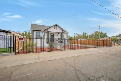 3064 Branch St, Sacramento, CA 95815