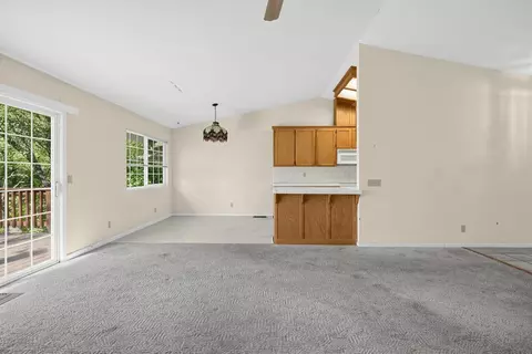 Living - 746 Arbona Cir, Sonora, CA 95370 photo 7 of 7