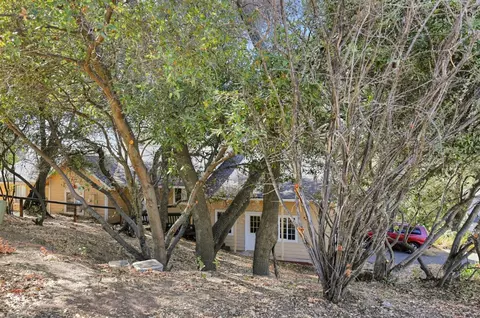 Exterior - 746 Arbona Cir, Sonora, CA 95370 photo 6 of 7
