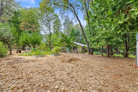 Exterior - 6504 Green Leaf Ln, Foresthill, CA 95631 photo 13 of 28