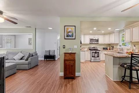 Entry Way - 6504 Green Leaf Ln, Foresthill, CA 95631 photo 2 of 6