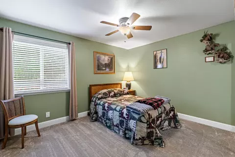 Bedroom - 6504 Green Leaf Ln, Foresthill, CA 95631 photo 6 of 7