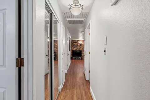 Entry Way - 6504 Green Leaf Ln, Foresthill, CA 95631 photo 5 of 6