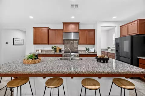 Kitchen - 2870 Rio Grande Dr, Tracy, CA 95377 photo 3 of 5
