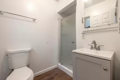 Bath - 1705 Timothy Ave, Modesto, CA 95350 photo 3 of 3