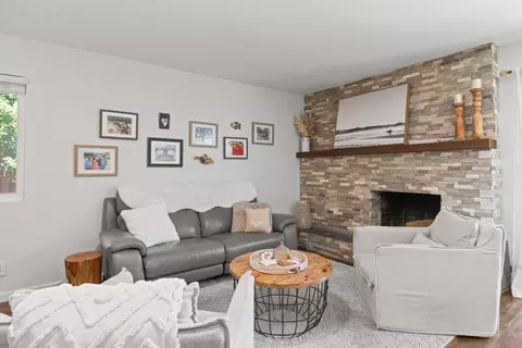 Living - 8627 Pendleton Dr, Granite Bay, CA 95746 photo 4 of 5