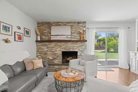 Living - 8627 Pendleton Dr, Granite Bay, CA 95746 photo 2 of 5