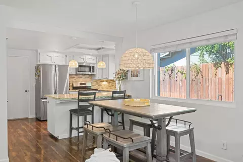 Dining - 8627 Pendleton Dr, Granite Bay, CA 95746 photo 2 of 5