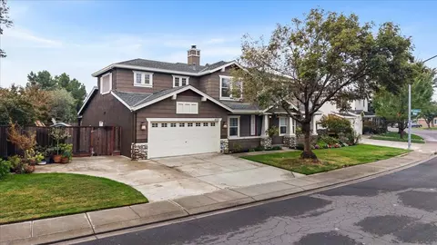 Exterior - 4112 Heritage Dr, Modesto, CA 95356 photo 3 of 23