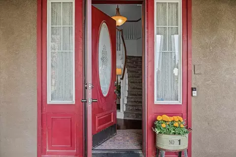 Entry Way - 4112 Heritage Dr, Modesto, CA 95356 photo 2 of 10
