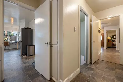 Entry Way - 116 N Rose St, Lodi, CA 95240 photo 4 of 7