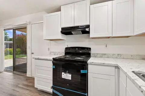 Kitchen - 4536 Capewood Dr, Salida, CA 95368 photo 4 of 5
