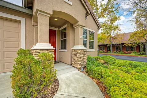 1016 Cabris Ln, Roseville, CA 95747