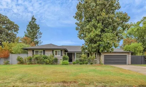 3211 Chenu Ave, Sacramento, CA 95821