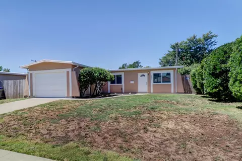 3808 Moonbeam Dr, Sacramento, CA 95827
