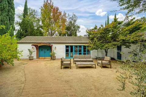 4643 Cabana Way, Sacramento, CA 95822