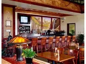 Dining - 172 Quail Meadow Ct, Copperopolis, CA 95228 photo 2 of 2