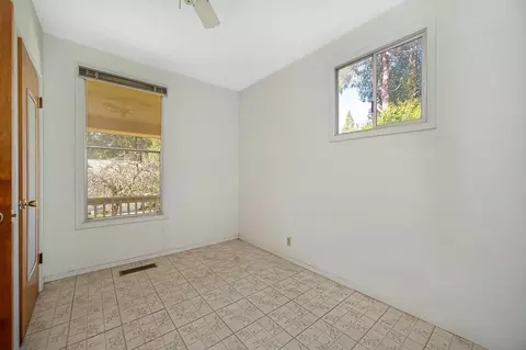 Bedroom - 650 Leduc St, Grass Valley, CA 95945 photo 1 of 4