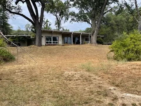 Exterior - 2610 Ranch Rd, Placerville, CA 95667 photo 9 of 13