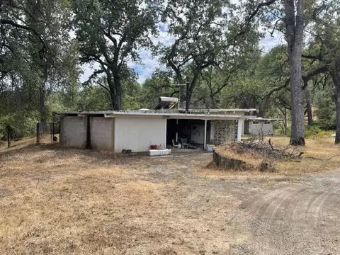 Exterior - 2610 Ranch Rd, Placerville, CA 95667 photo 6 of 13