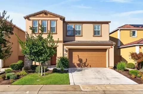 10532 Tenor Way, Elk Grove, CA 95757