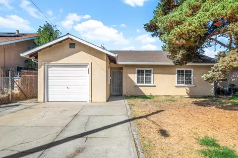 125 Redondo Ave, Sacramento, CA 95815