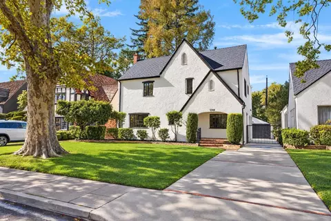 1348 44th St, Sacramento, CA 95819