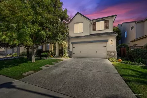 9729 Summer Glen Way, Elk Grove, CA 95757