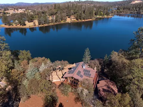 2720 Volley Ln, Meadow Vista, CA 95722