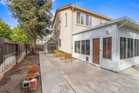 Exterior - 1220 E Springer Dr, Turlock, CA 95382 photo 3 of 10