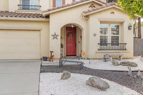 Exterior - 1220 E Springer Dr, Turlock, CA 95382 photo 10 of 10