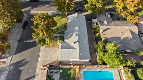 View/Area - 1004 Autumn Dr, Modesto, CA 95355 photo 8 of 10